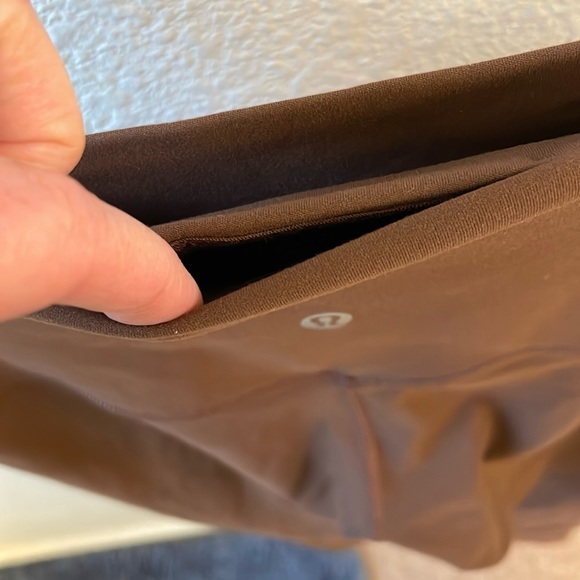 Lululemon Workout Pants Size 4 - Picture 4 of 6